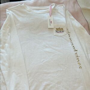 Vineyard Vines Cream Long Sleeve Kids Tee with Graphic Pocket